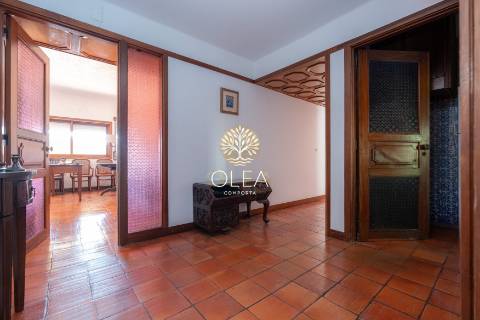 Apartamento T4+1 com Varanda de 40m² | Localização Priviligiada I SOLUM