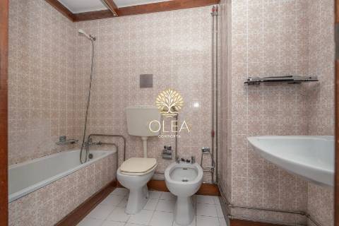 Apartamento T4+1 com Varanda de 40m² | Localização Priviligiada I SOLUM