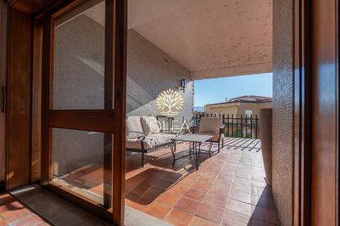 Apartamento T4+1 com Varanda de 40m² | Localização Priviligiada I SOLUM