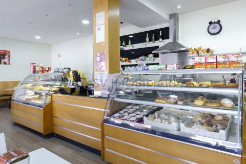 Padaria/Pastelaria com Fabrico Próprio e Boa Faturação em Vila Nova da Telha