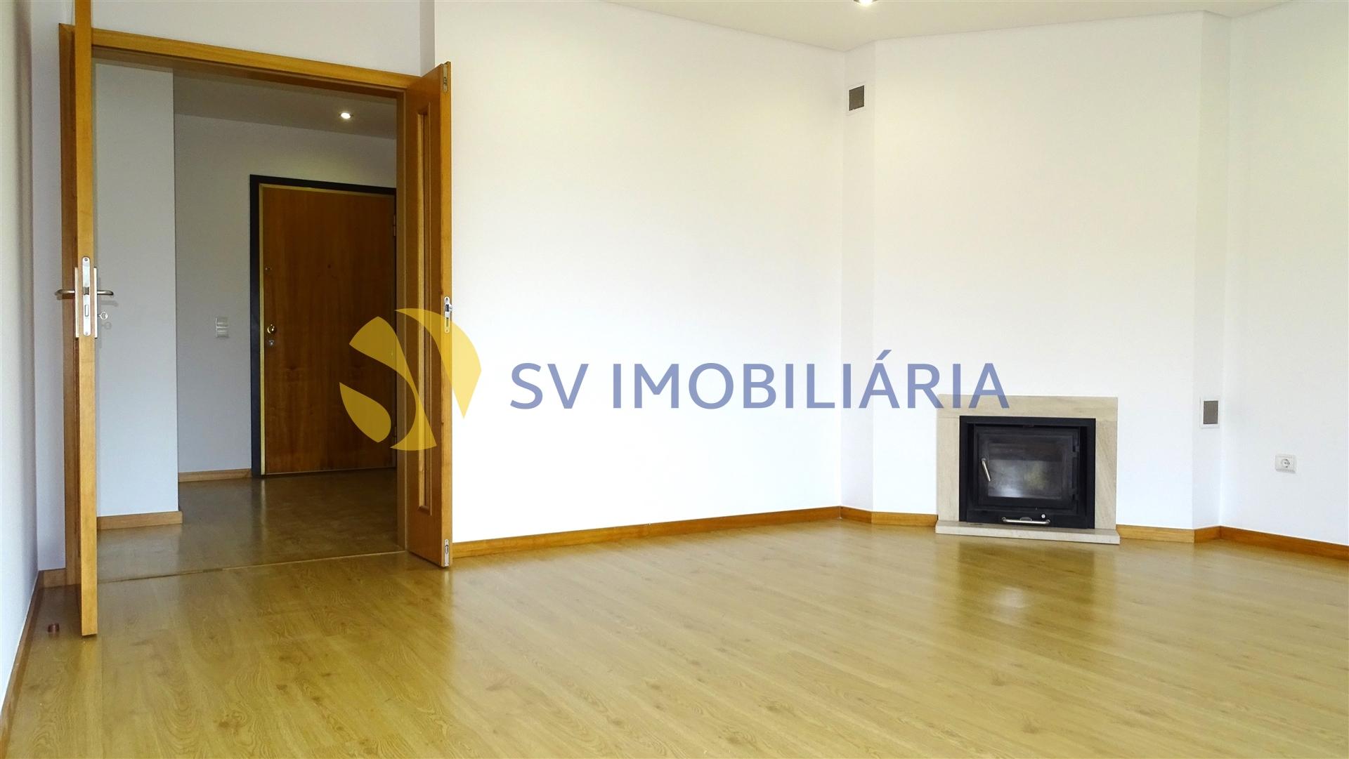 Apartamento T2 Arrendamento em Valongo,Valongo