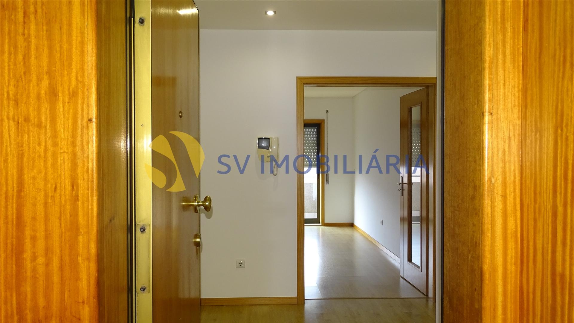 Apartamento T2 Arrendamento em Valongo,Valongo
