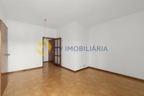 Apartamento T3 Venda em Santo Tirso, Couto (Santa Cristina e São Miguel) e Burgães,Santo Tirso