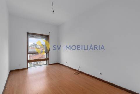 Apartamento T3 Venda em Santo Tirso, Couto (Santa Cristina e São Miguel) e Burgães,Santo Tirso