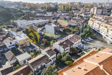 Moradia Devoluta T2 Venda em Ermesinde,Valongo