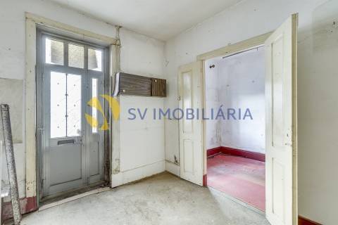 Moradia Devoluta T2 Venda em Ermesinde,Valongo