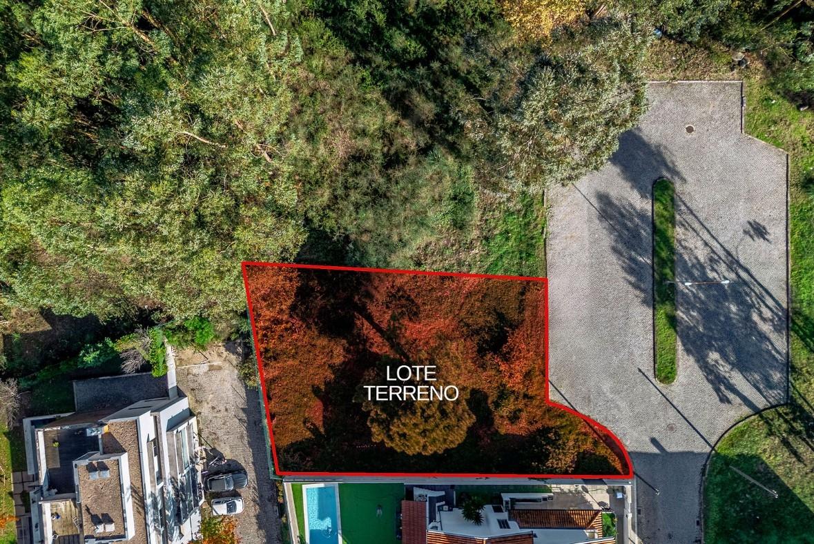 Lote de Terreno  Venda em Águas Santas,Maia