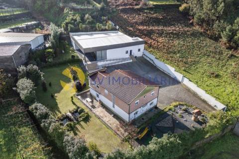 Quintinha  Venda em Reguenga,Santo Tirso