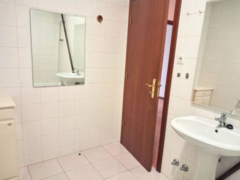 Apartamento T2 Arrendamento em Ermesinde,Valongo