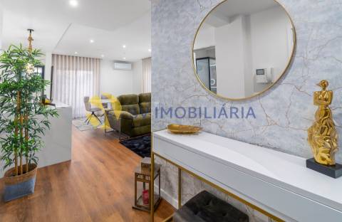 Apartamento T2 Venda em Ermesinde,Valongo