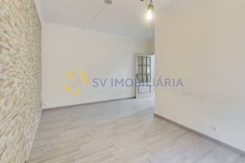 Apartamento T2 Venda em Freamunde,Paços de Ferreira