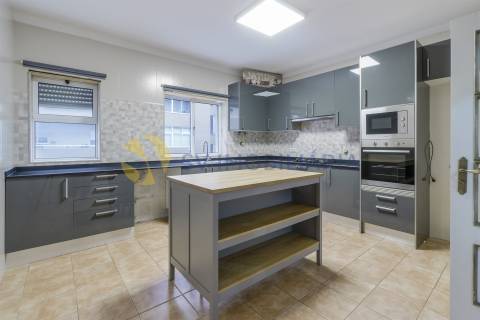 Apartamento T2 Venda em Freamunde,Paços de Ferreira