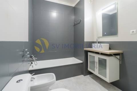 Apartamento T2 Venda em Freamunde,Paços de Ferreira