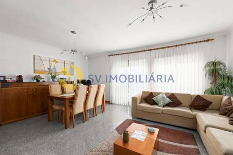Apartamento T2 Venda em Águas Santas,Maia