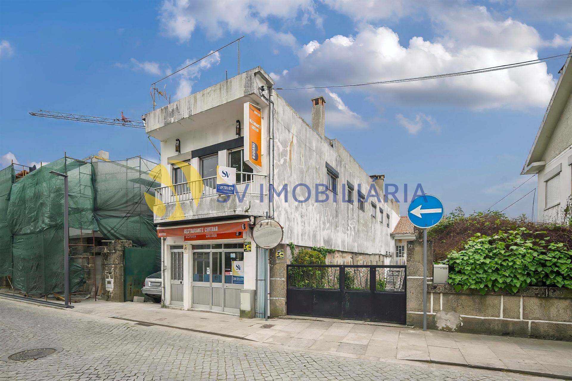 Moradia Devoluta T7+4 Venda em Carrazeda de Ansiães,Carrazeda de Ansiães