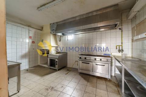 Moradia Devoluta T7+4 Venda em Carrazeda de Ansiães,Carrazeda de Ansiães