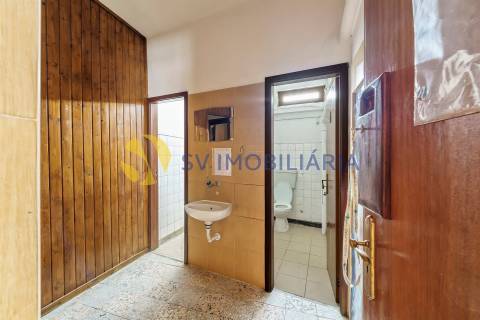 Moradia Devoluta T7+4 Venda em Carrazeda de Ansiães,Carrazeda de Ansiães