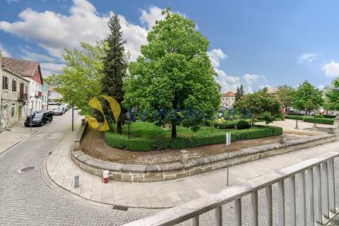 Moradia Devoluta T7+4 Venda em Carrazeda de Ansiães,Carrazeda de Ansiães