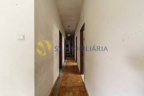 Moradia Devoluta T7+4 Venda em Carrazeda de Ansiães,Carrazeda de Ansiães