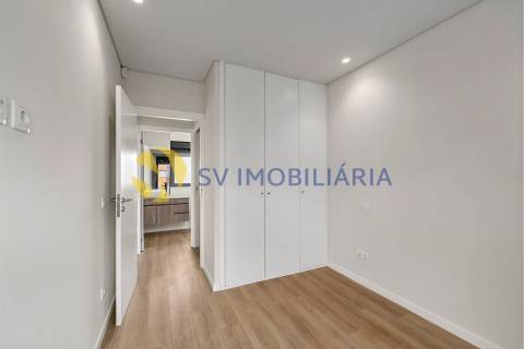 Moradia Geminada T1 Venda em Ermesinde,Valongo