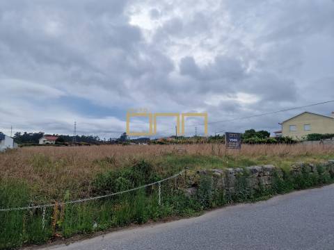Terreno à venda em Perelhal