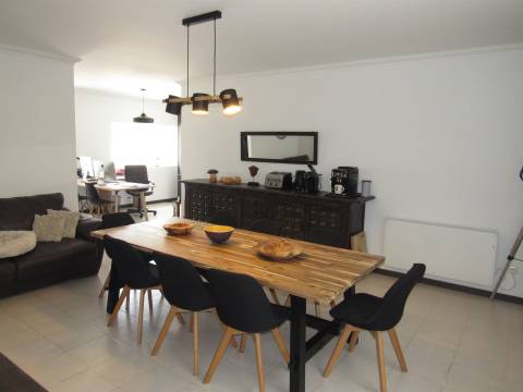 Propriedade Excecional com Potencial de Rendimento na Costa de Prata