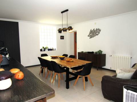 Propriedade Excecional com Potencial de Rendimento na Costa de Prata