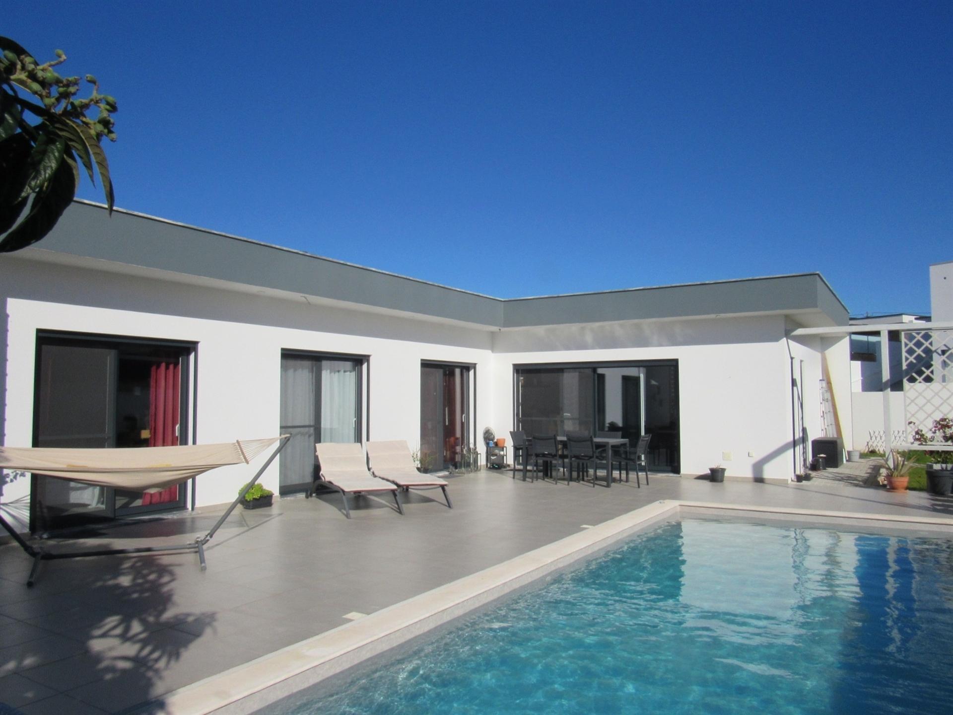 Moradia T3 Venda em Nadadouro,Caldas da Rainha