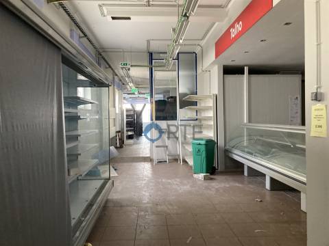 Loja  Venda em Macedo de Cavaleiros,Macedo de Cavaleiros