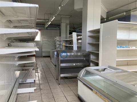 Loja  Venda em Macedo de Cavaleiros,Macedo de Cavaleiros