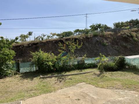 Moradia Isolada T3+4 Venda em Sambade,Alfandega da Fé