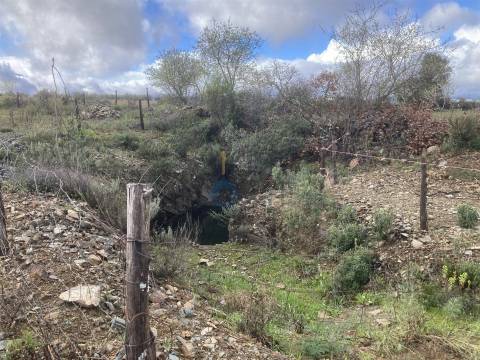 Moradia Isolada T4 Venda em Castro Vicente,Mogadouro