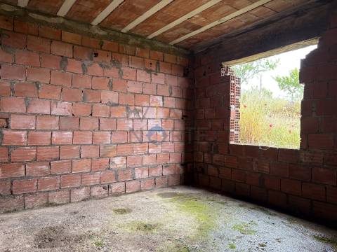 Moradia Isolada T4 Venda em Castro Vicente,Mogadouro