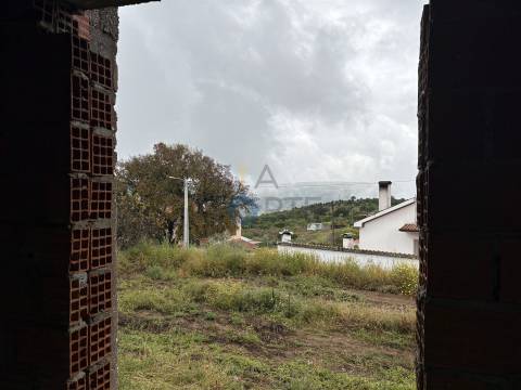 Moradia Isolada T4 Venda em Castro Vicente,Mogadouro