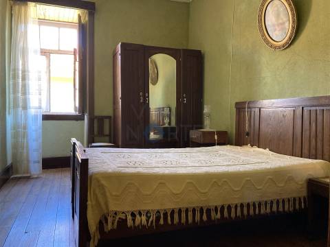 Moradia para Restaurar T5 Venda em Vilar Chão,Alfândega da Fé