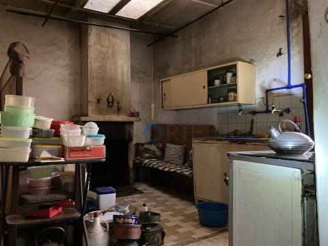 Moradia para Restaurar T5 Venda em Vilar Chão,Alfândega da Fé