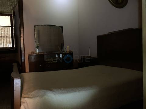 Moradia para Restaurar T5 Venda em Vilar Chão,Alfândega da Fé