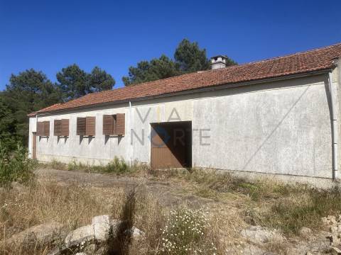 Moradia T4 Venda em Fonte Longa,Carrazeda de Ansiães