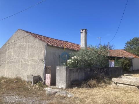 Moradia T4 Venda em Fonte Longa,Carrazeda de Ansiães