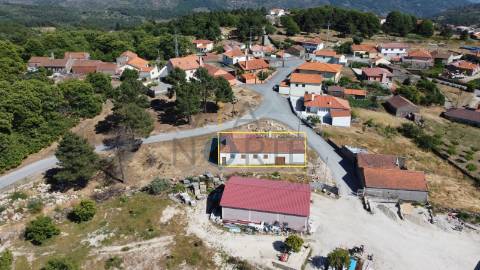 Moradia T4 Venda em Fonte Longa,Carrazeda de Ansiães
