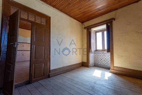 Moradia Rústica T7 Venda em Castro Vicente,Mogadouro