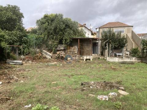 Moradia para Restaurar T2 Venda em Alfândega da Fé,Alfândega da Fé