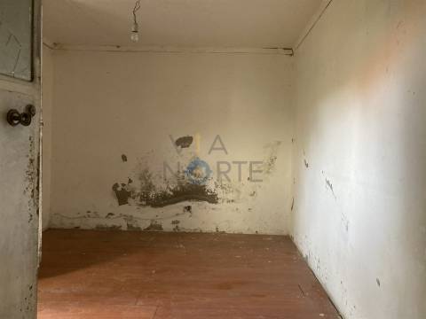 Moradia para Restaurar T2 Venda em Alfândega da Fé,Alfândega da Fé