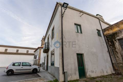 Moradia T9 Venda em Mogadouro, Valverde, Vale de Porco e Vilar de Rei,Mogadouro