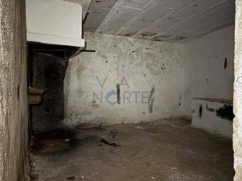 Moradia Devoluta T6 Venda em Mogadouro, Valverde, Vale de Porco e Vilar de Rei,Mogadouro