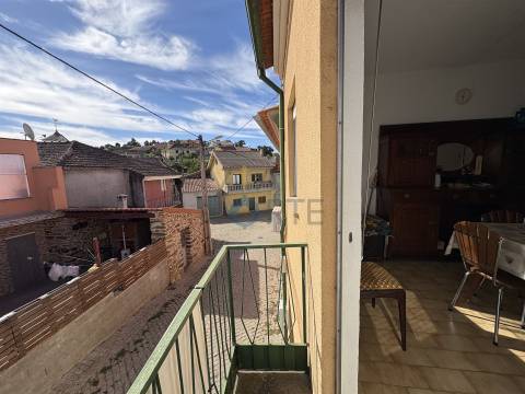 Moradia Rústica T1+2 DUPLEX Venda em Vilar Chão,Alfândega da Fé