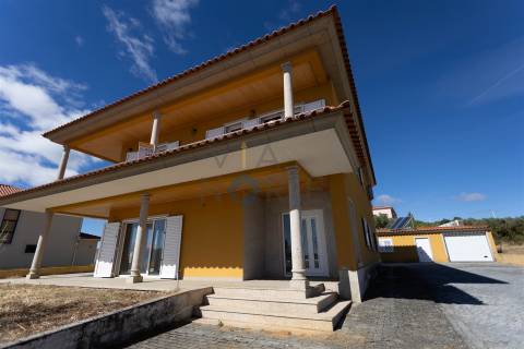 Moradia T6 DUPLEX Venda em Alfândega da Fé,Alfândega da Fé