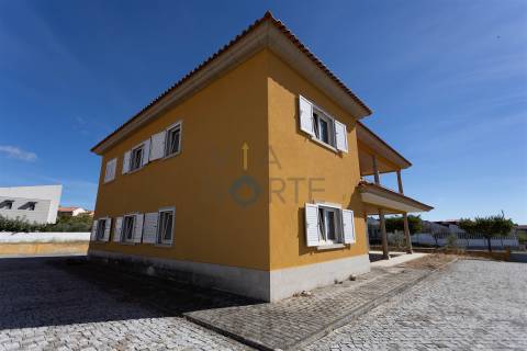 Moradia T6 DUPLEX Venda em Alfândega da Fé,Alfândega da Fé