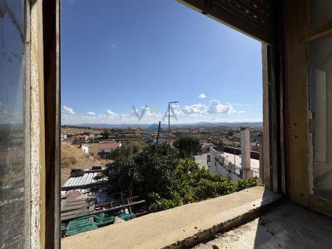 Moradia para Restaurar T2 Venda em Alfândega da Fé,Alfândega da Fé