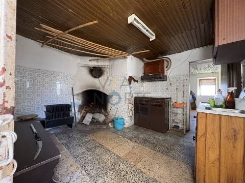 Moradia para Restaurar T2 Venda em Alfândega da Fé,Alfândega da Fé